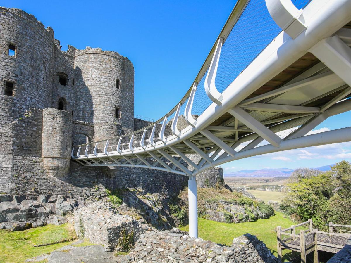 The Doll'S House Villa Harlech Exterior photo